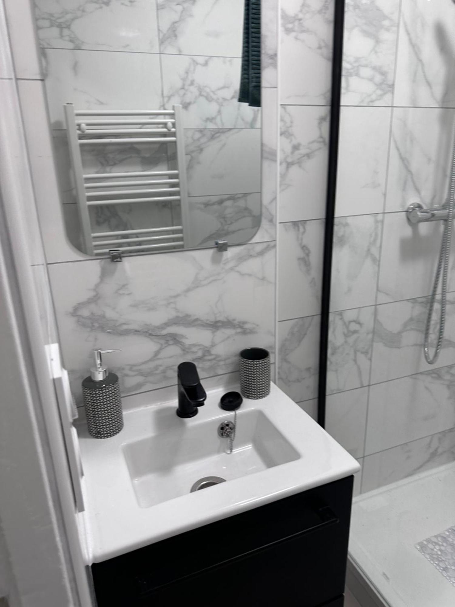 Location Courte Duree A Boissy Saint Leger Apartment Bagian luar foto